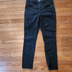 Levi's Signature Pull On Jean